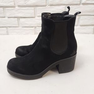 Indigo Rd. Women's Black Booties Size 8M